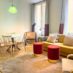 Home4u Gran Via Luxury Granada