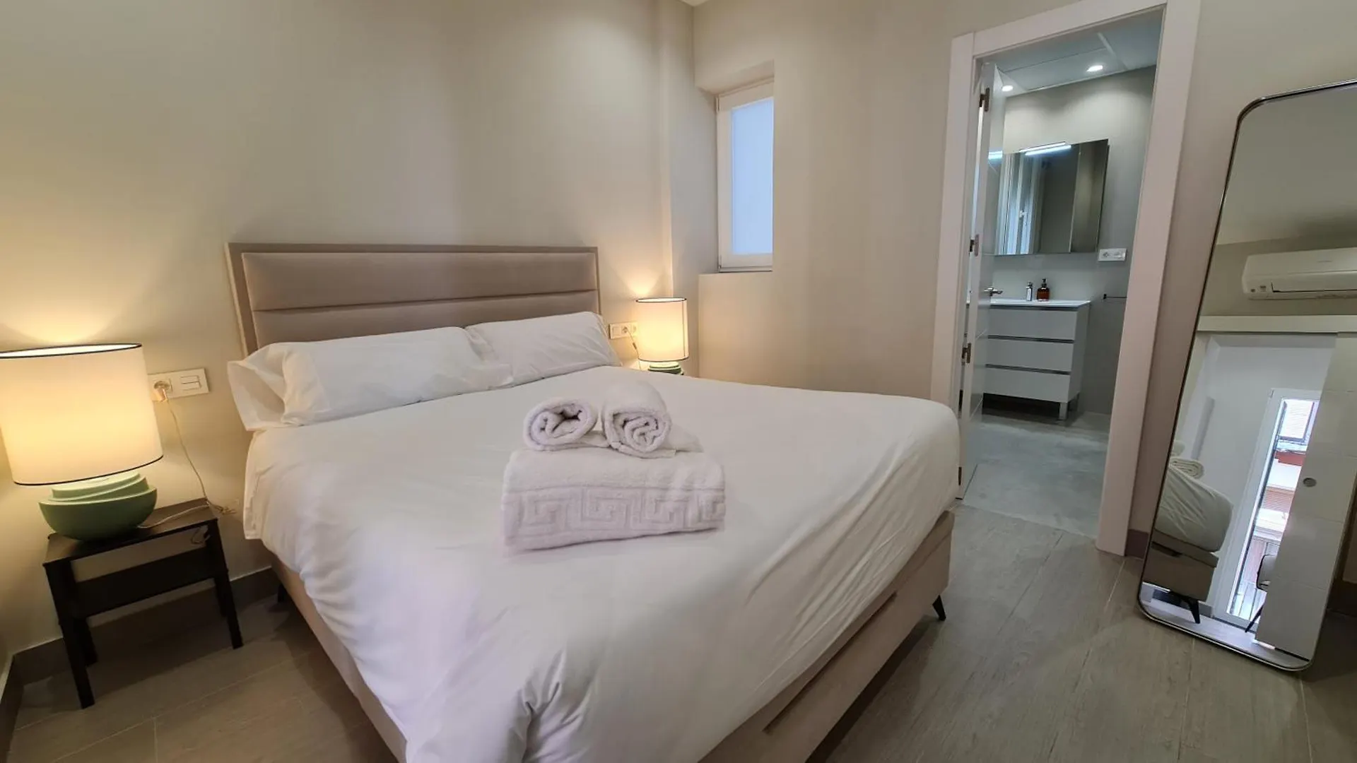 Navas 101 Cosmopolitan Loft Appartement Granada Spanje